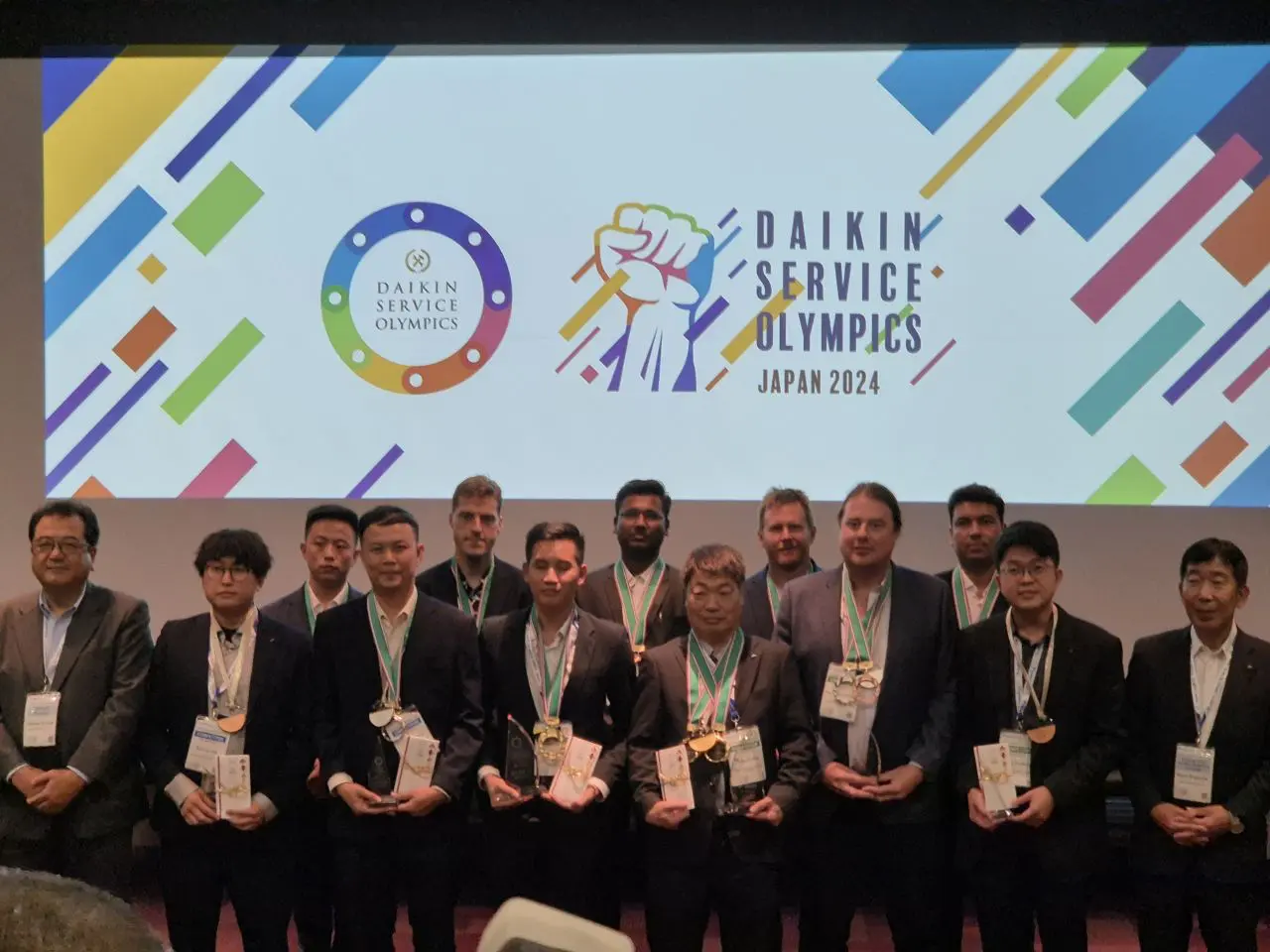 DAIKIN SERVICE OLYMPICS 2024で世界3位に入賞した際の太田祥平